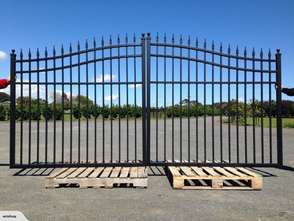 2.4M IRON GATE