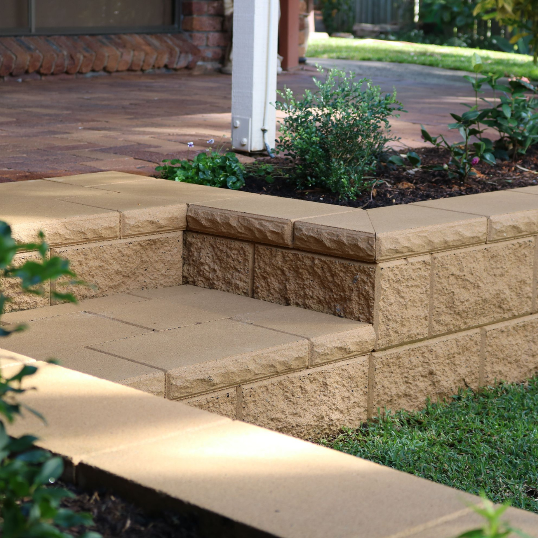 Apex Masonry TRENDSTONE DESIGNER CAP UNIT