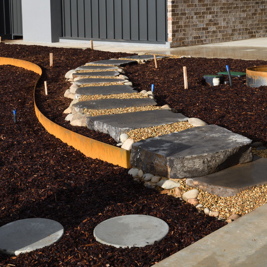 Shapescaper REDCOR® GARDEN EDGING 185MM x 2.4M - 1.6MM