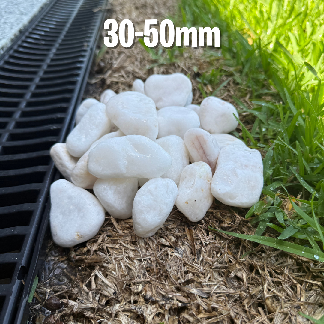 Snow White Pebbles - 20kg Bag