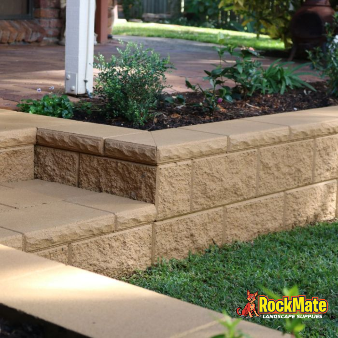 Apex Masonry Trendstone Standard Corner Pebble