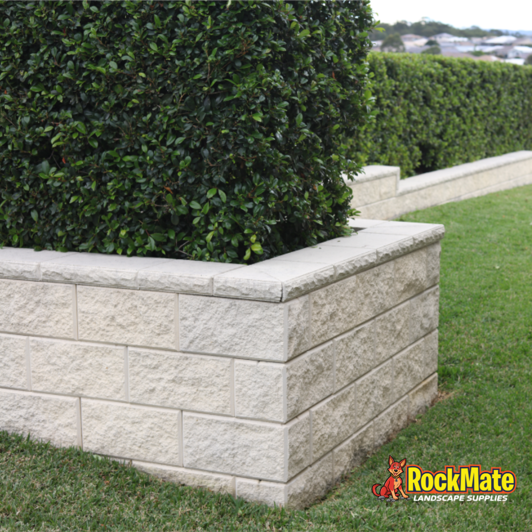 Apex Masonry Trendstone Wall Designer Ivory