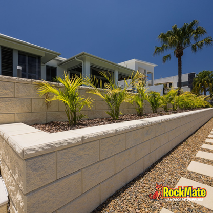 Apex Masonry Trendstone Wall Standard Pebble