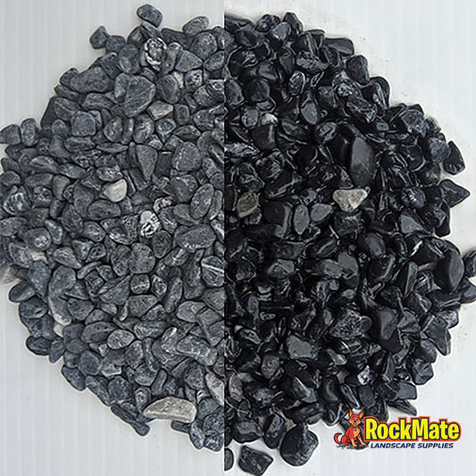 Kashmiri Cloudy Black pebbles shown dry on the left and wet on the right, 5-7mm grade